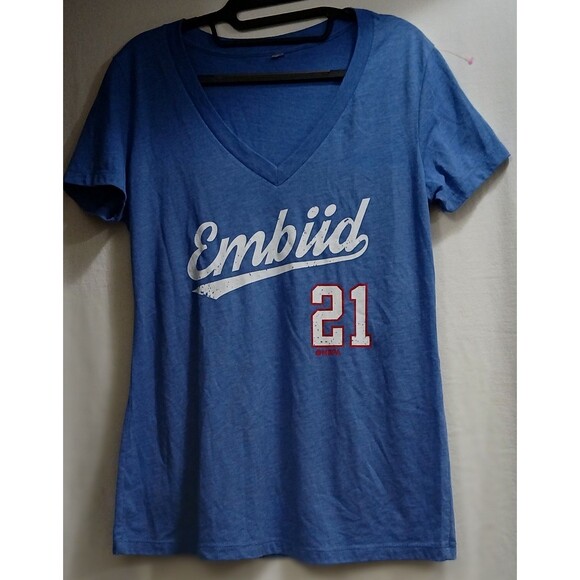 Joel Embiid #21 NBPA Women’s Medium Blue V-Neck T-Shirt Philadelphia 76ers - Picture 1 of 4